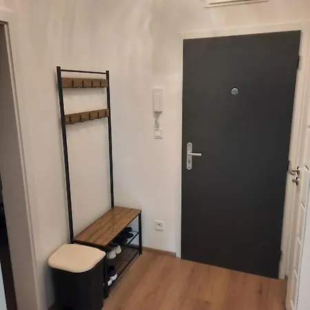 Apartament Kurt *